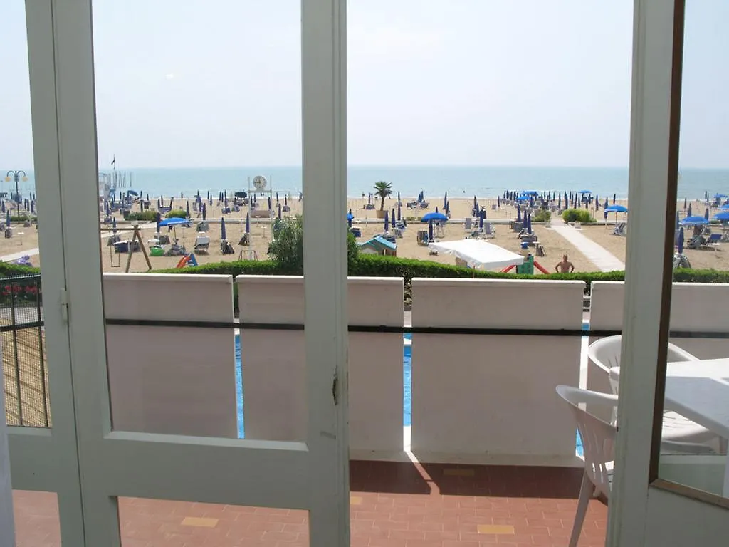 리도 디 예솔로 Playa Grande 아파트 0*, 리도 디 예솔로 이탈리아